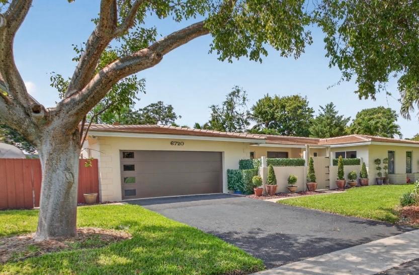 6720 SW 7th Street, Margate FL 33068 photo 2