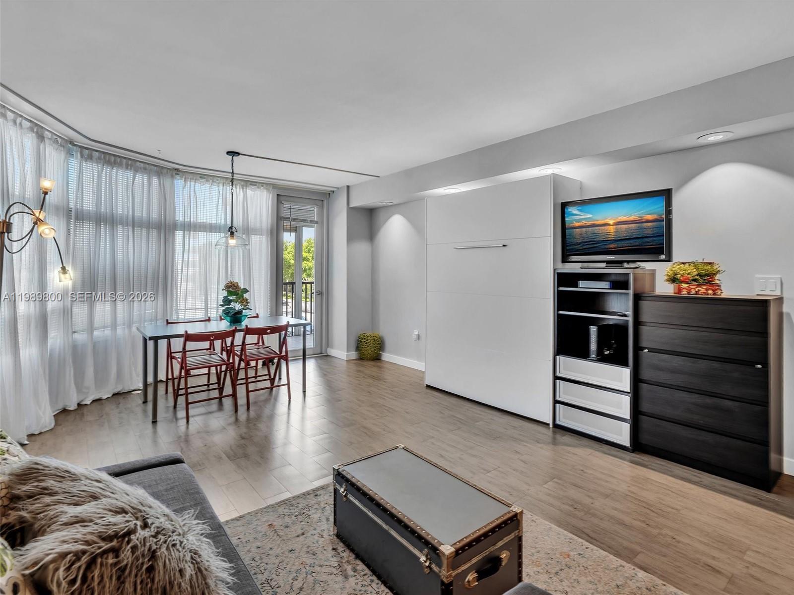 3375 N Country Club Dr # 208, Aventura FL 33180