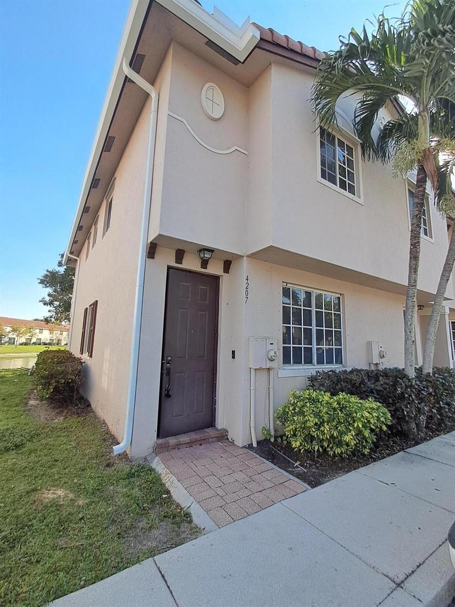 4207 Napoli Lake Drive, West Palm Beach FL 33410