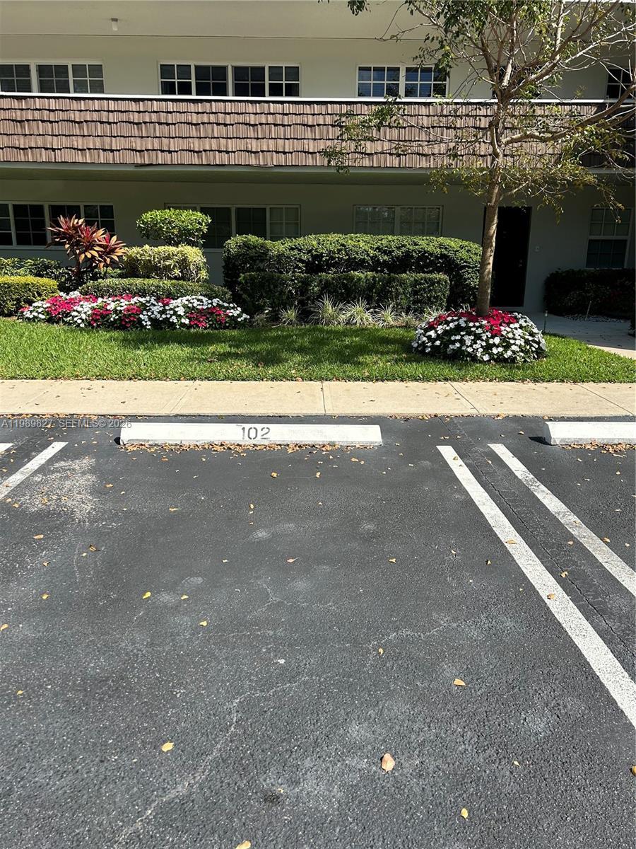 4017 N Cypress Dr # 102, Pompano Beach FL 33069 photo 2