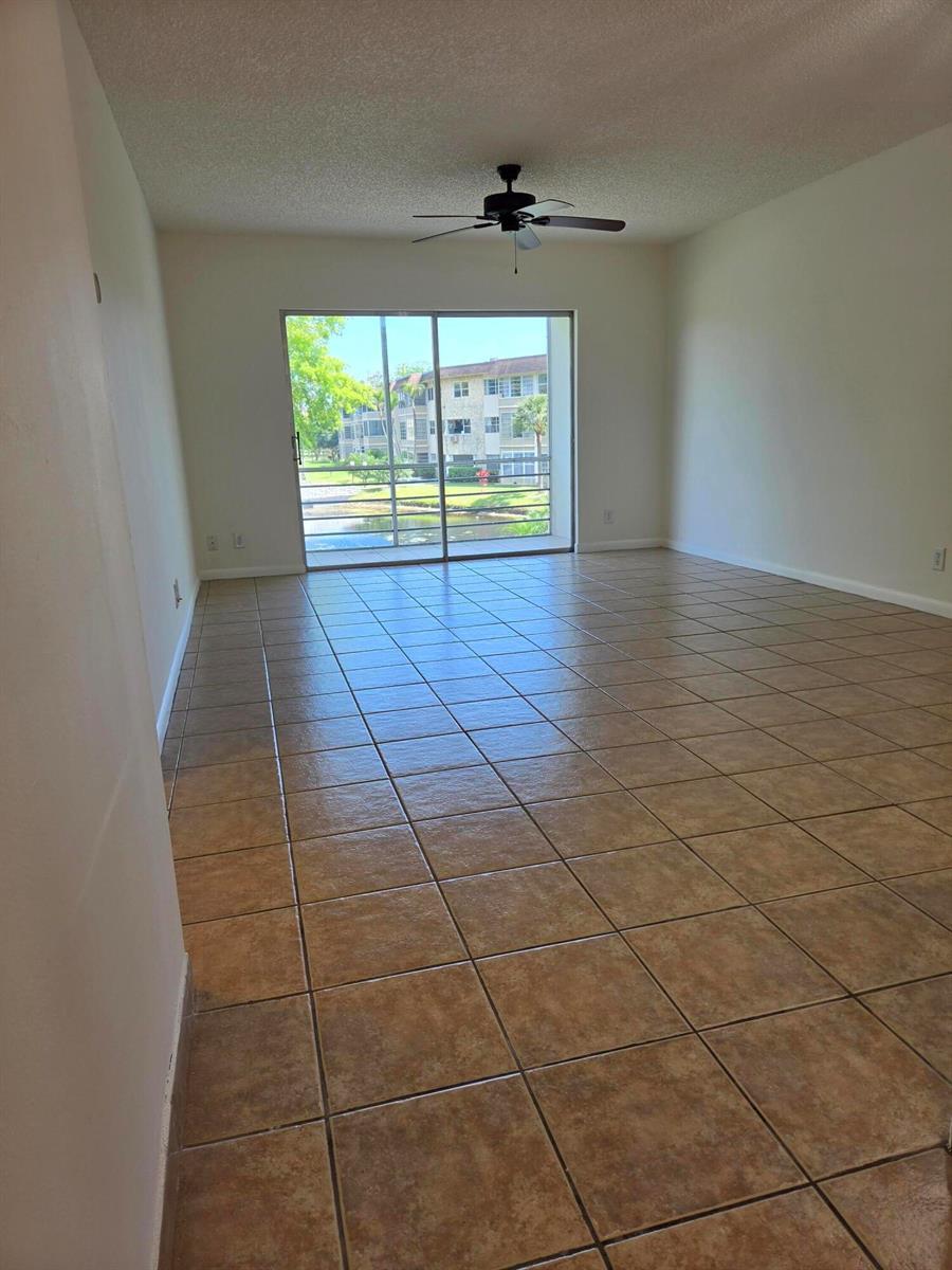 3400 NW 48th Avenue # 512, Lauderdale Lakes FL 33319 photo 3