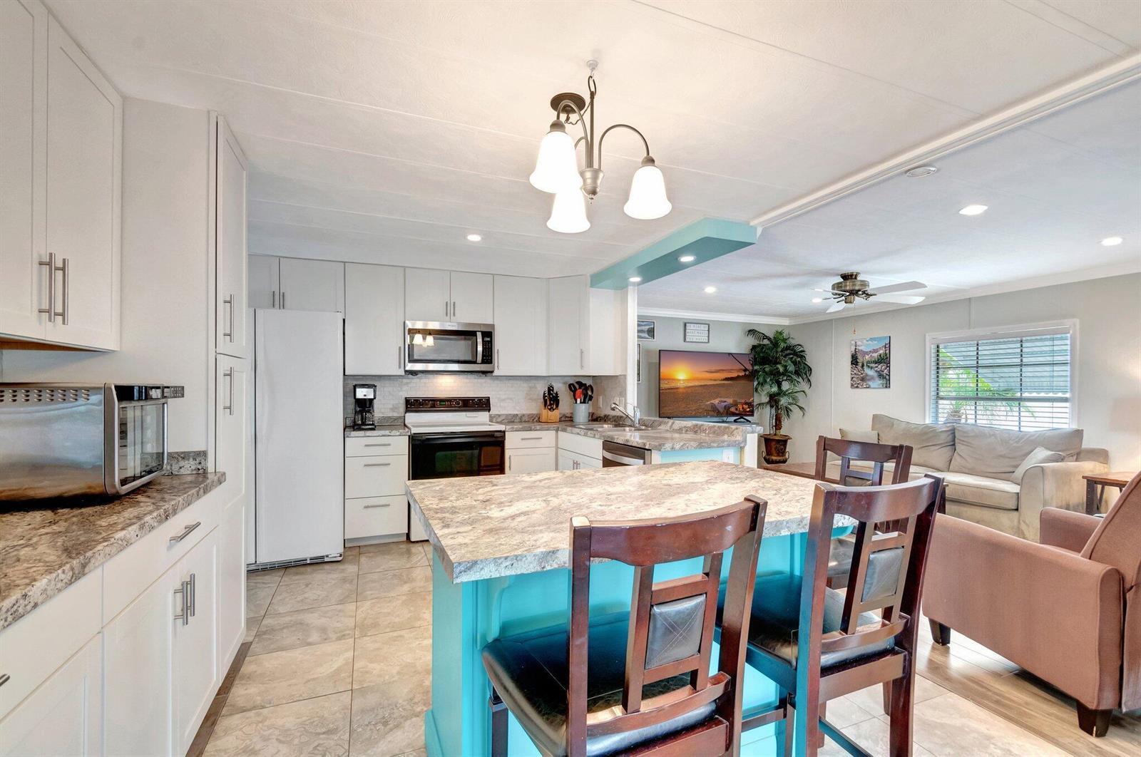 14001 Kingston Bay, Boynton Beach FL 33436 photo 4