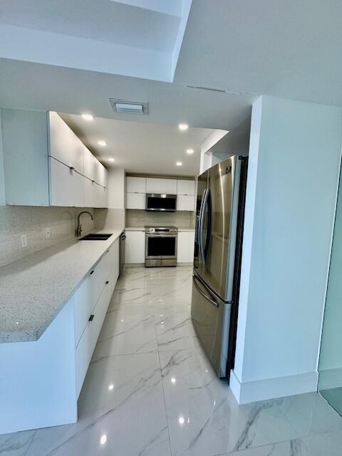 5600 N Flagler Drive # 1009, West Palm Beach FL 33407 photo 5