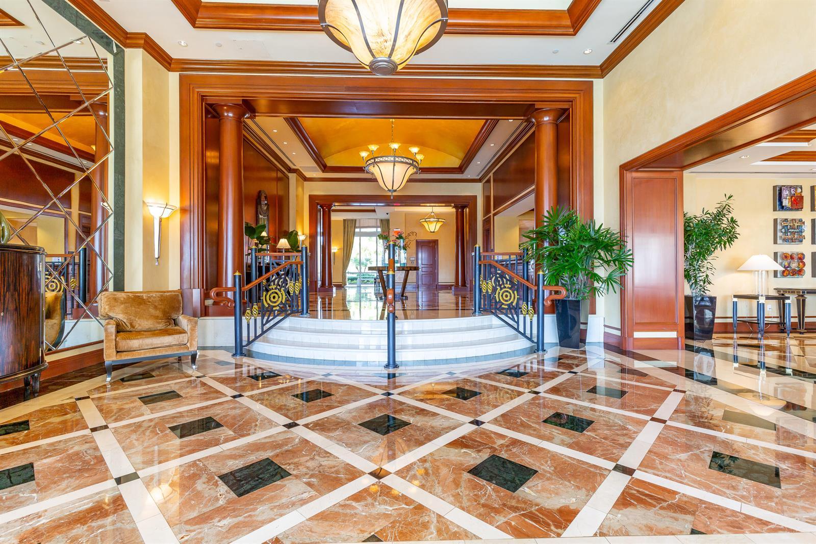 20201 E Country Club Drive # 706, Aventura FL 33180 photo 2