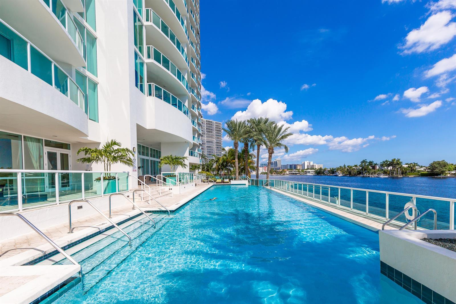 20201 E Country Club Drive # 706, Aventura FL 33180 photo 3