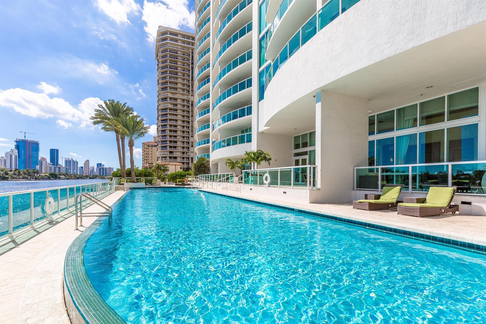 20201 E Country Club Drive # 706, Aventura FL 33180 photo 4