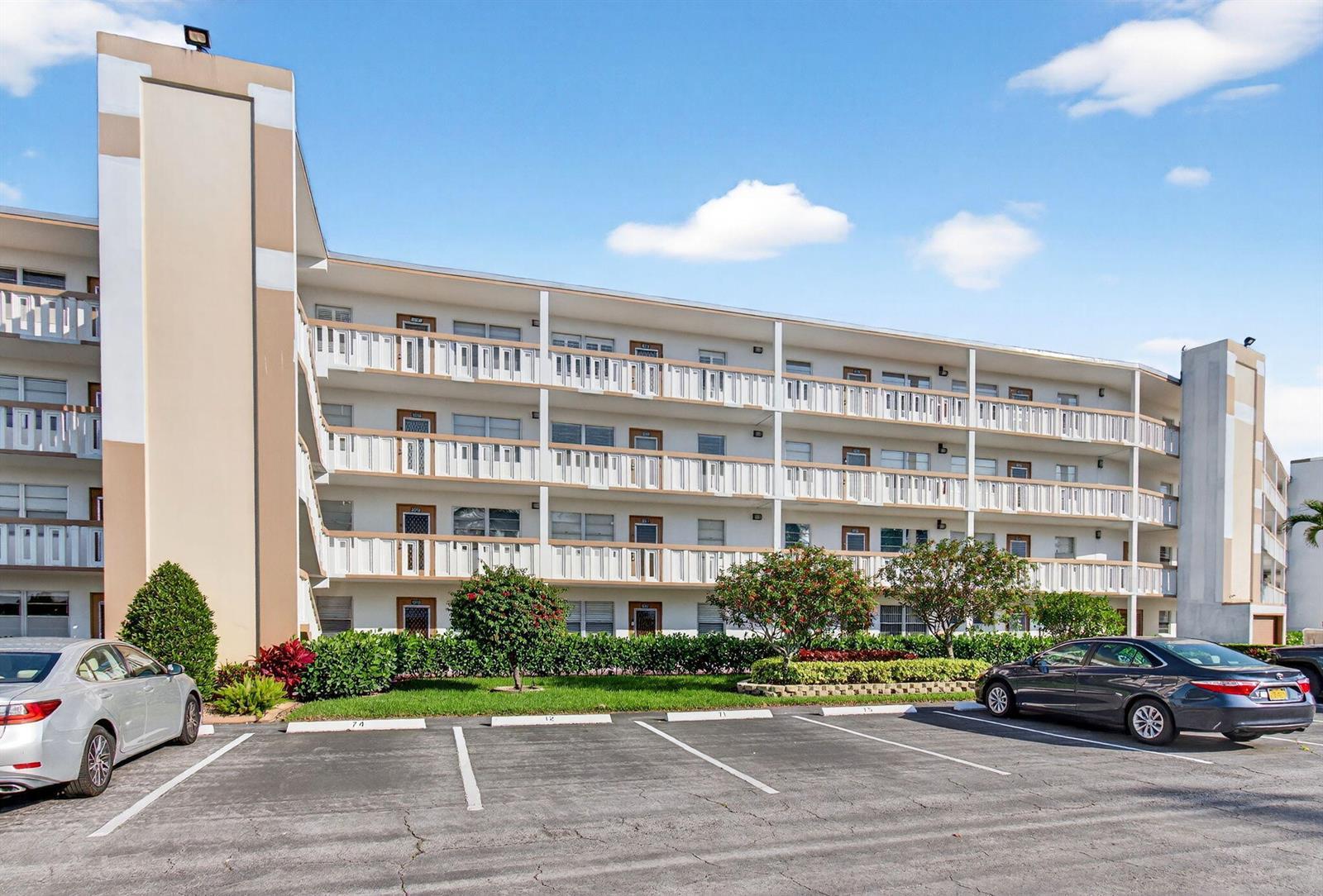 1017 Cornwall A, Boca Raton FL 33434 photo 3