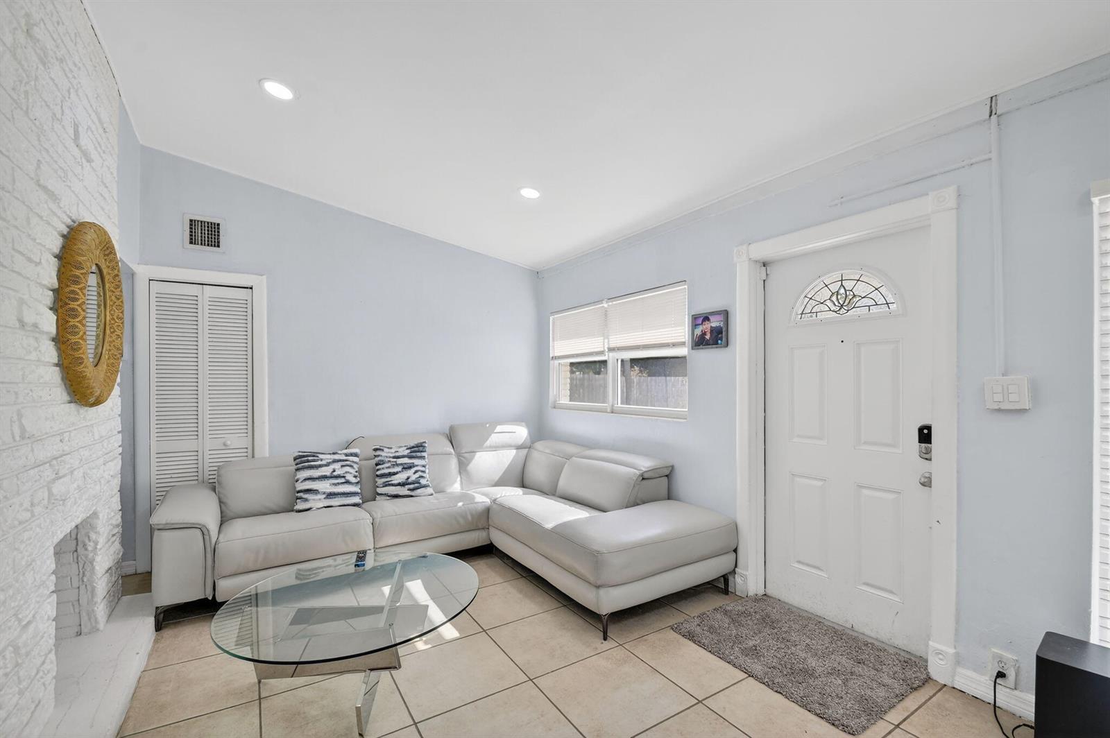 4559 Cole Street, West Palm Beach FL 33417 photo 5