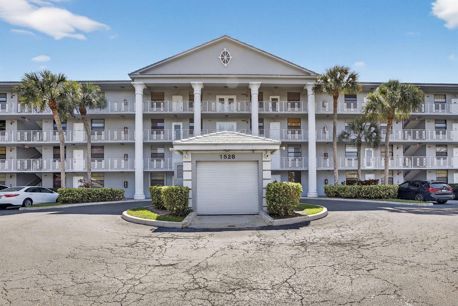 1528 Whitehall Drive # 202, Davie FL 33324