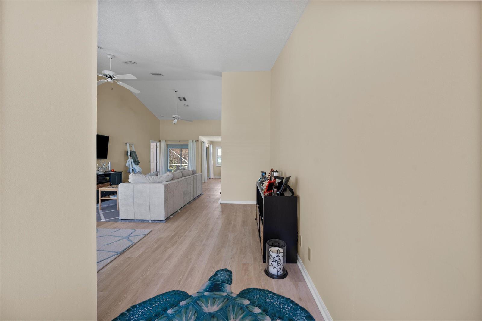 5040 SE Bent Wood Drive, Stuart FL 34997 photo 4