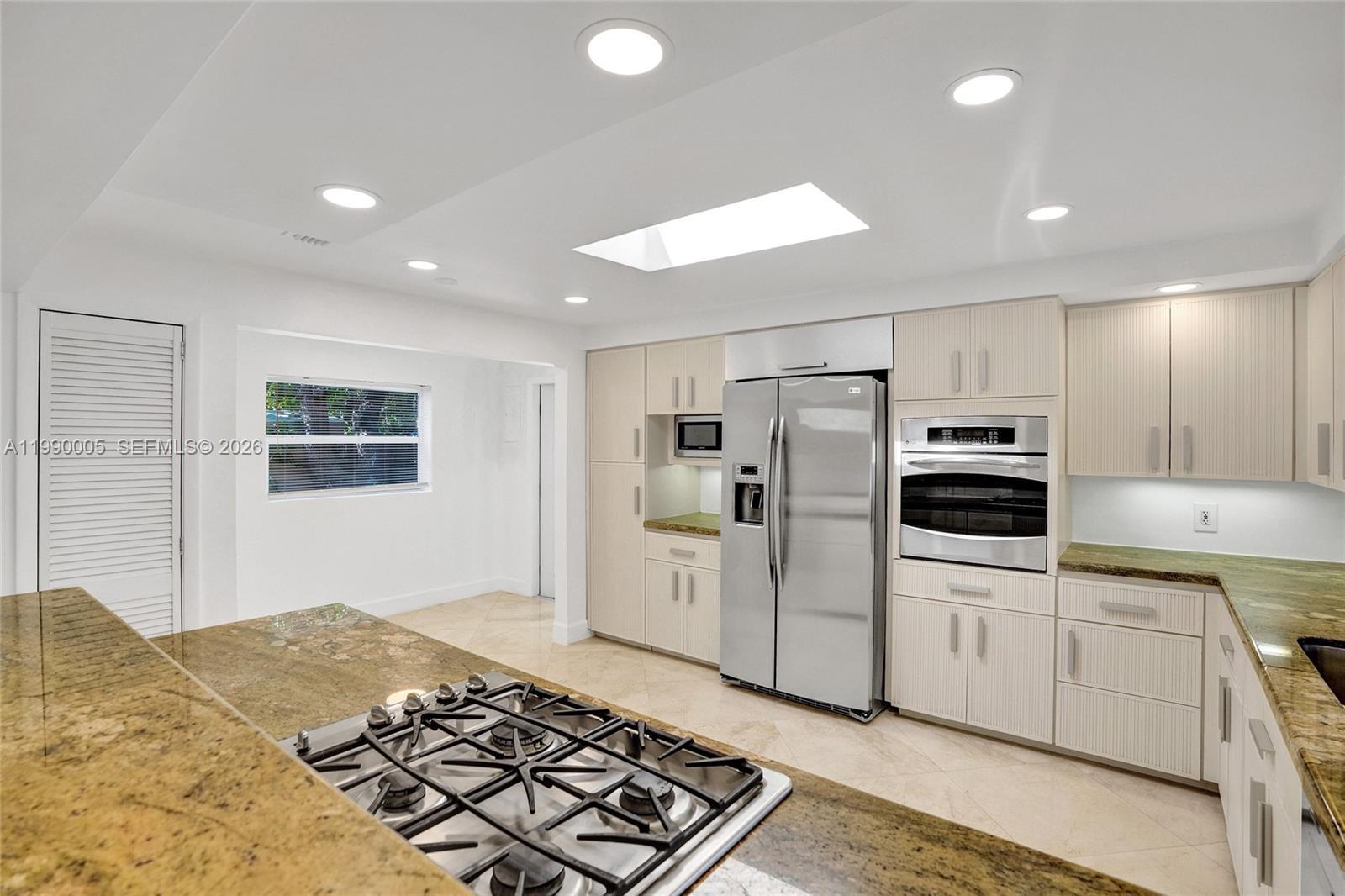 20 NW 101st St, Miami Shores FL 33150 photo 3