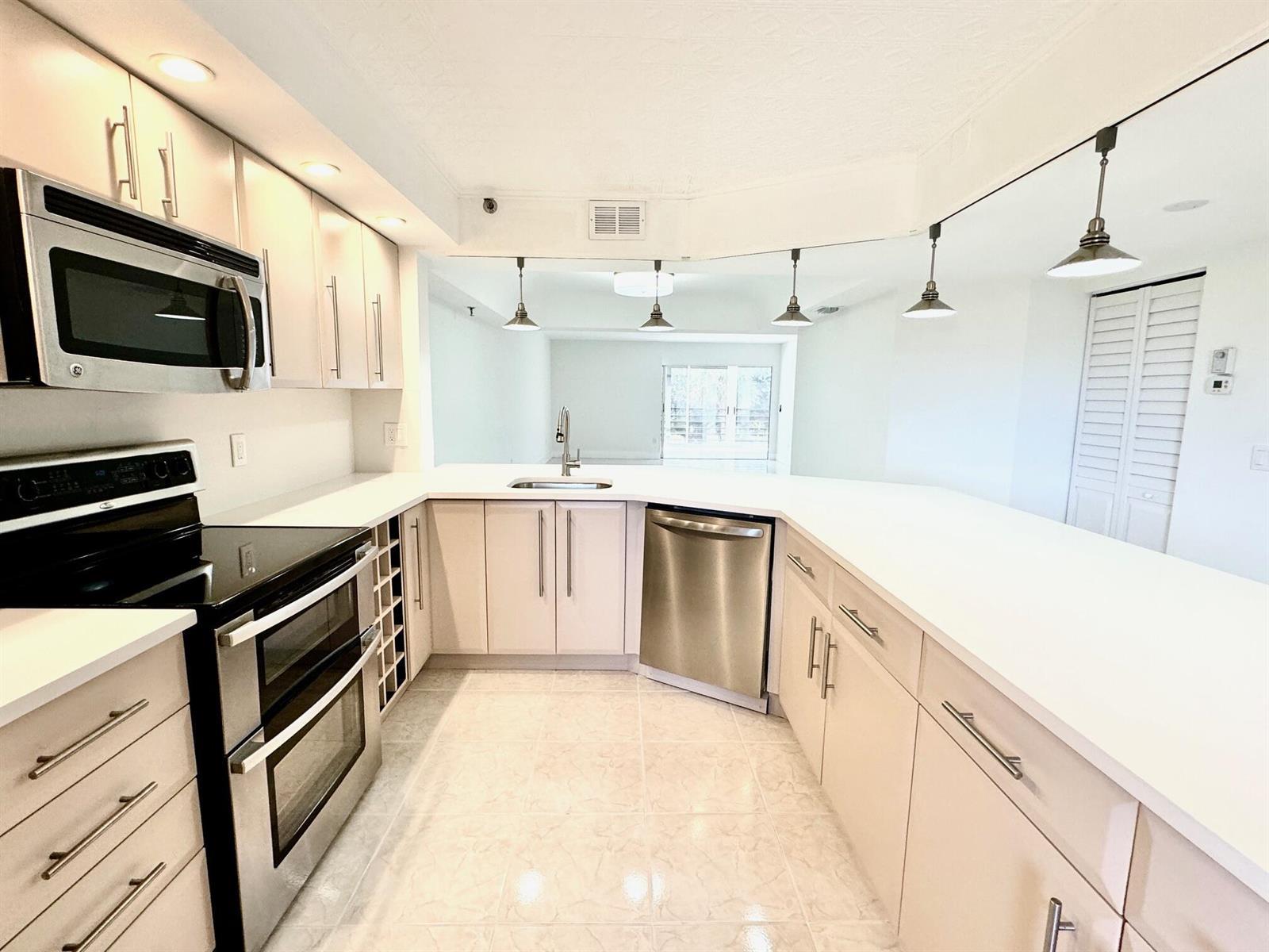 9170 SW 14th Street # 4405, Boca Raton FL 33428 photo 3