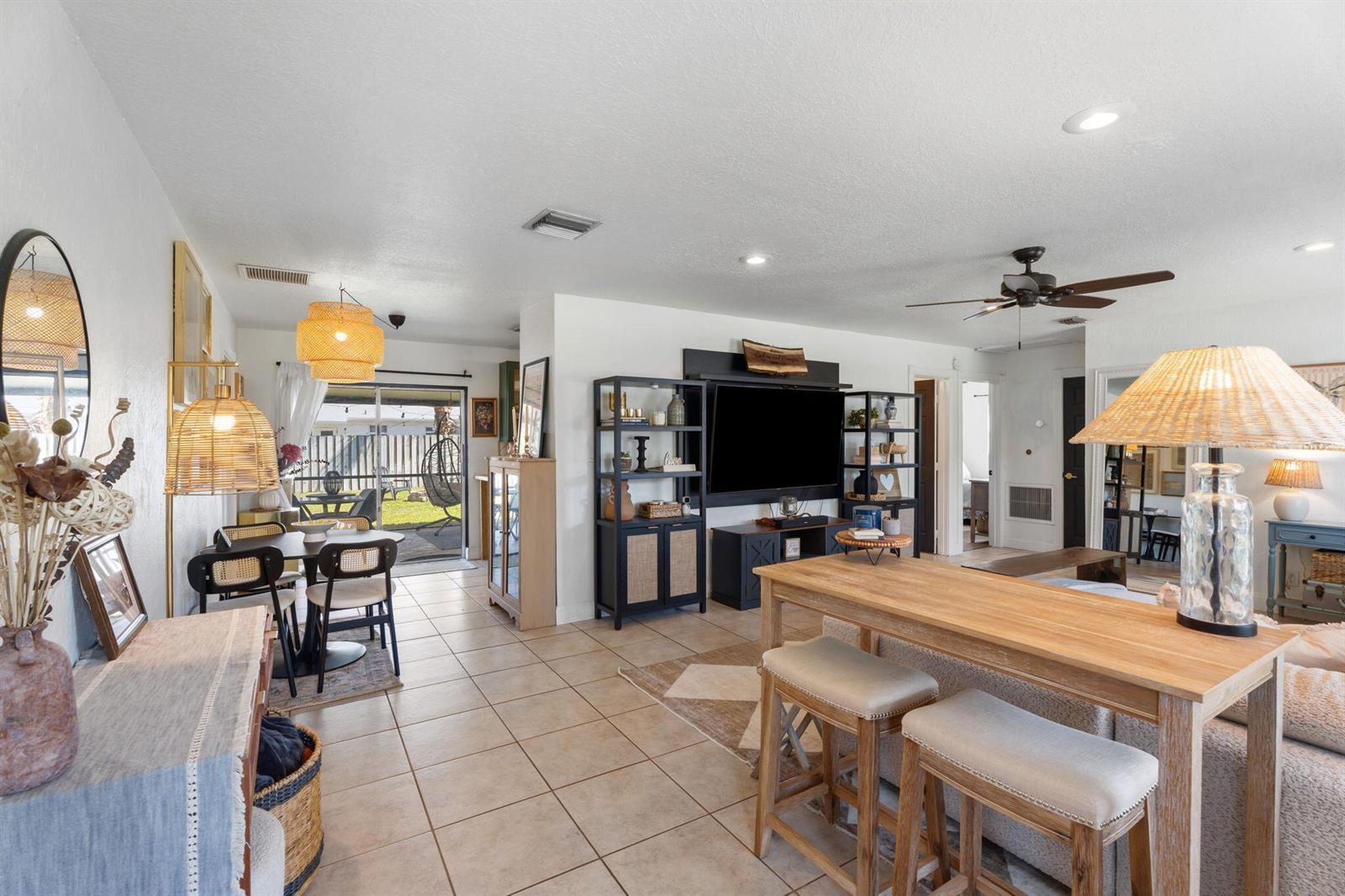1207 Sioux Street, Jupiter FL 33458 photo 2