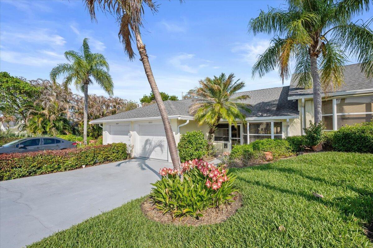 10831 SE Sea Pines Circle, Hobe Sound FL 33455 photo 3