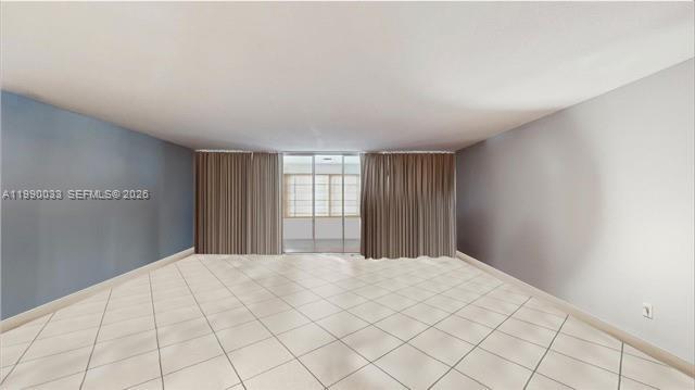 1401 NE 191st St # D117, Miami FL 33179 photo 2