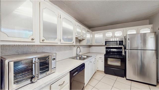 1401 NE 191st St # D117, Miami FL 33179 photo 5