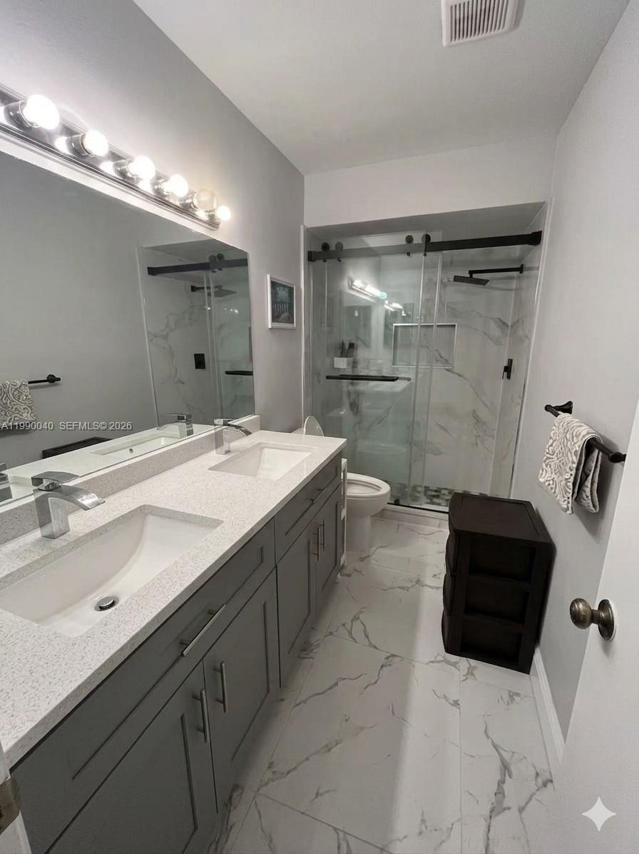 3931 SW 84th Ter, Davie FL 33328 photo 4