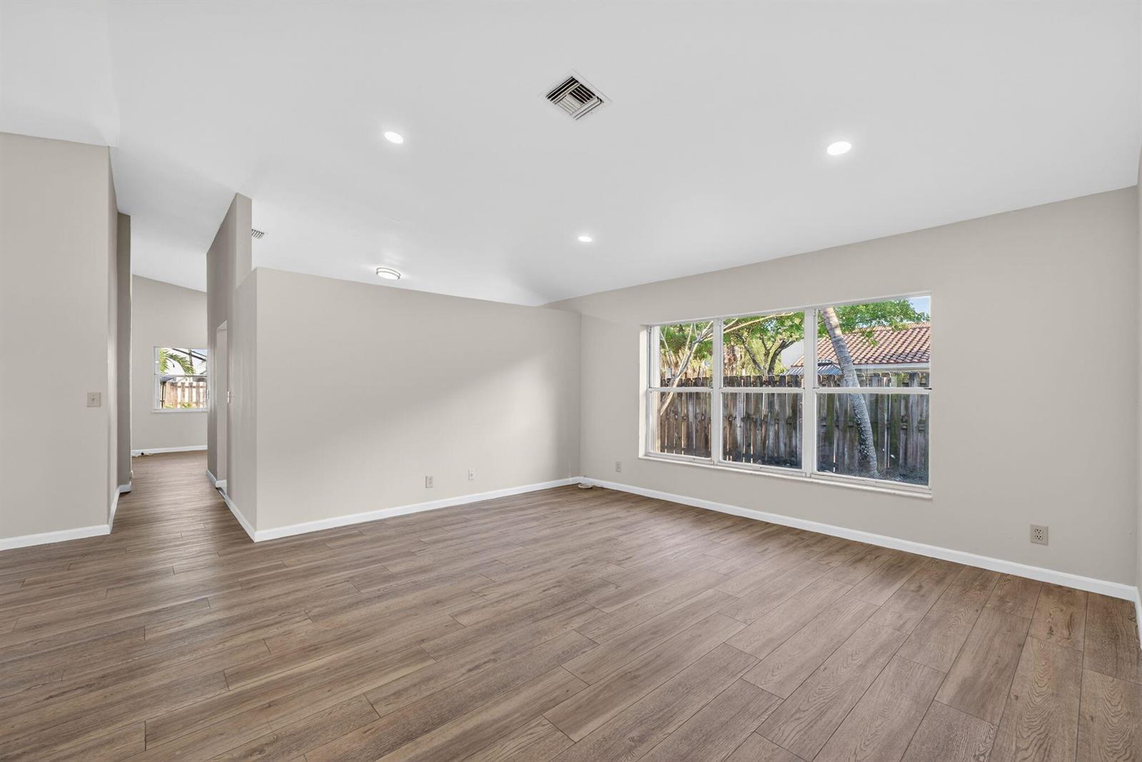 9549 NW 9th Court, Plantation FL 33324 photo 5