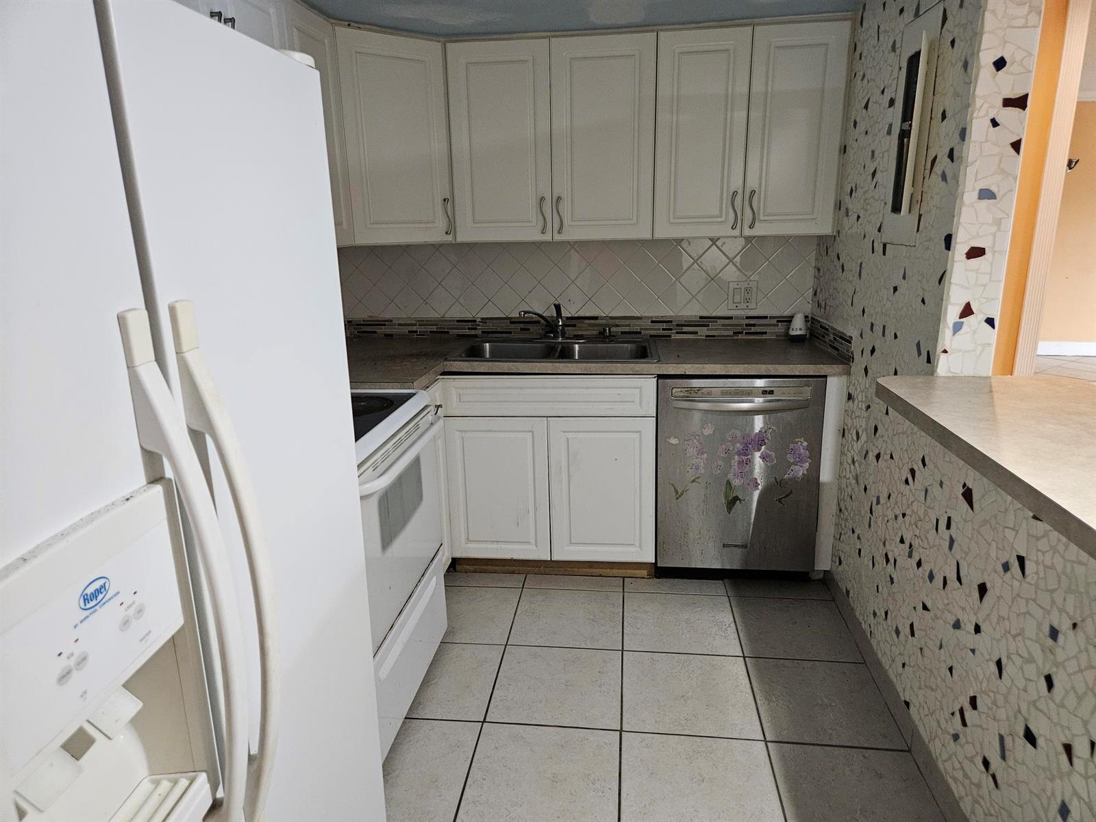 5570 NW 44th Street NW # 107a, Lauderhill FL 33319 photo 2
