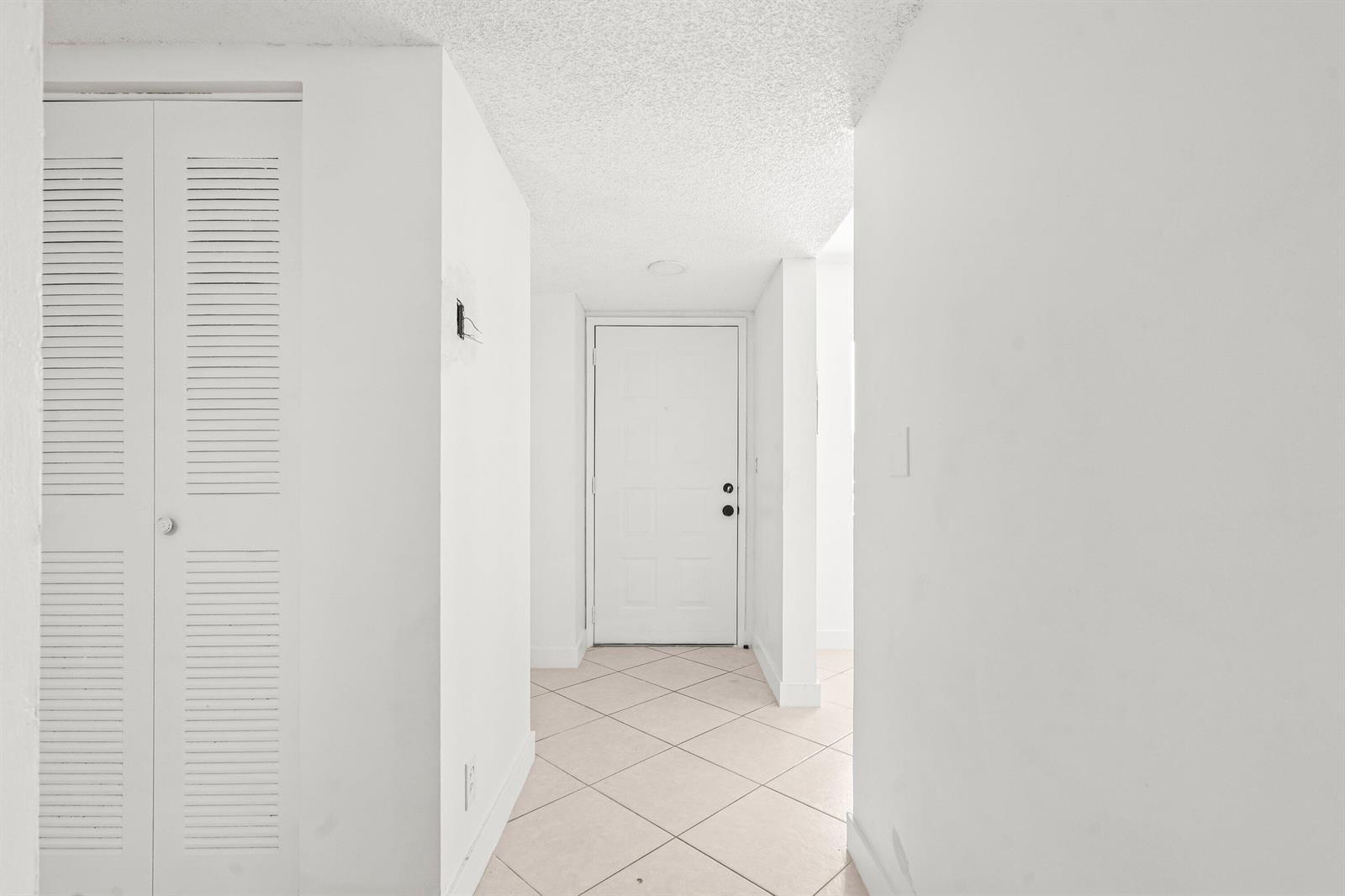 7301 Amberly Lane # 304, Delray Beach FL 33446 photo 3