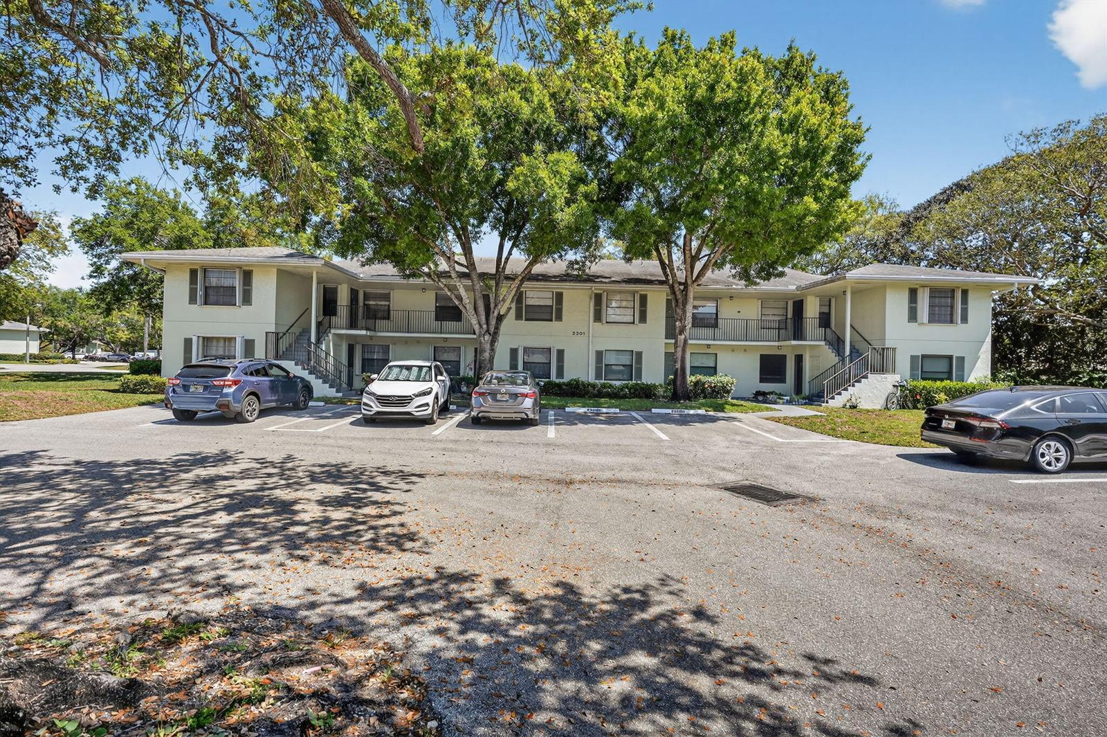 2301 Sabal Ridge Court # H, Palm Beach Gardens FL 33418