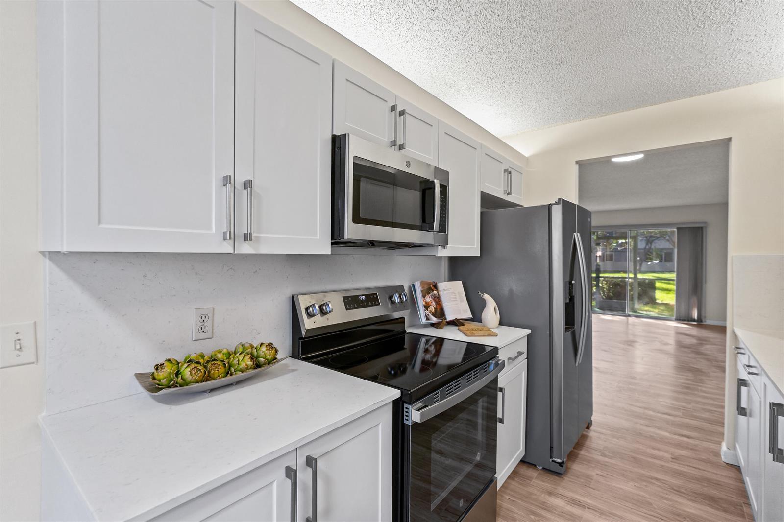 1251 SW 125th Avenue # 105t, Pembroke Pines FL 33027 photo 2