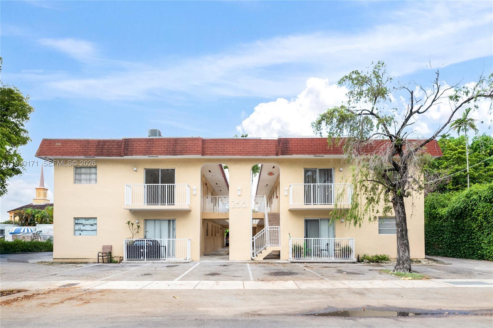 2661 SW 11th St # 8, Miami FL 33135 photo 3