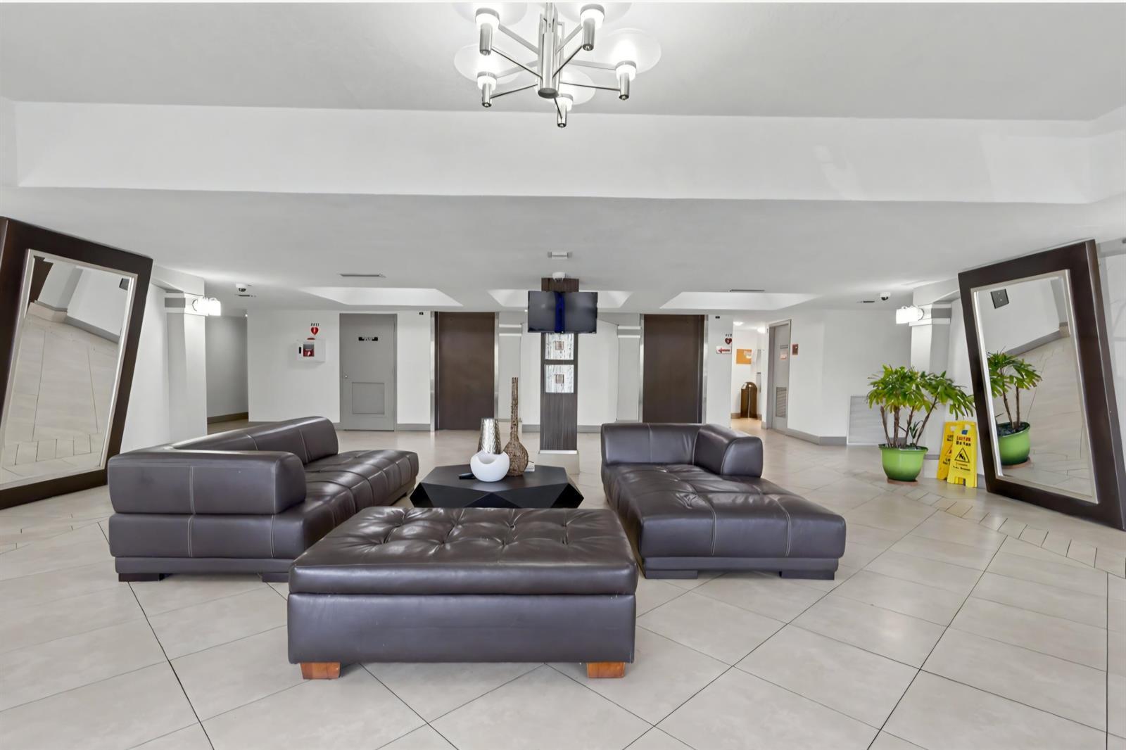 701 NW 19th Street NW # 401, Fort Lauderdale FL 33311 photo 3