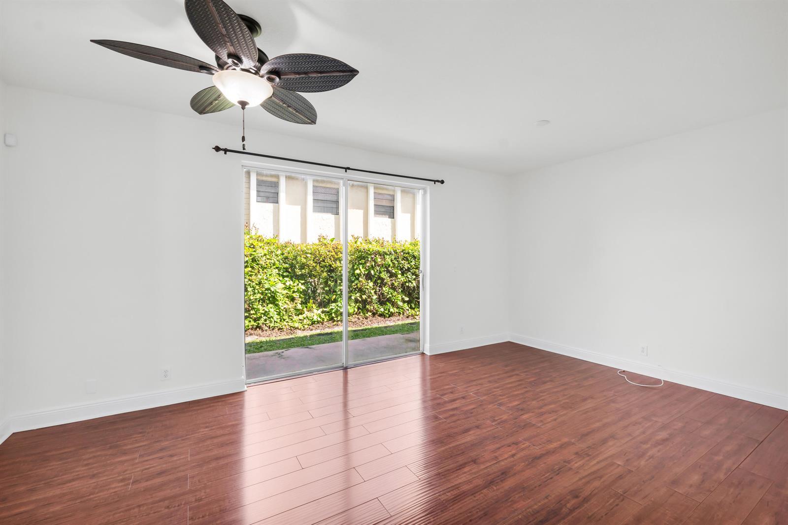 2581 Riverside Drive, Coral Springs FL 33065 photo 5