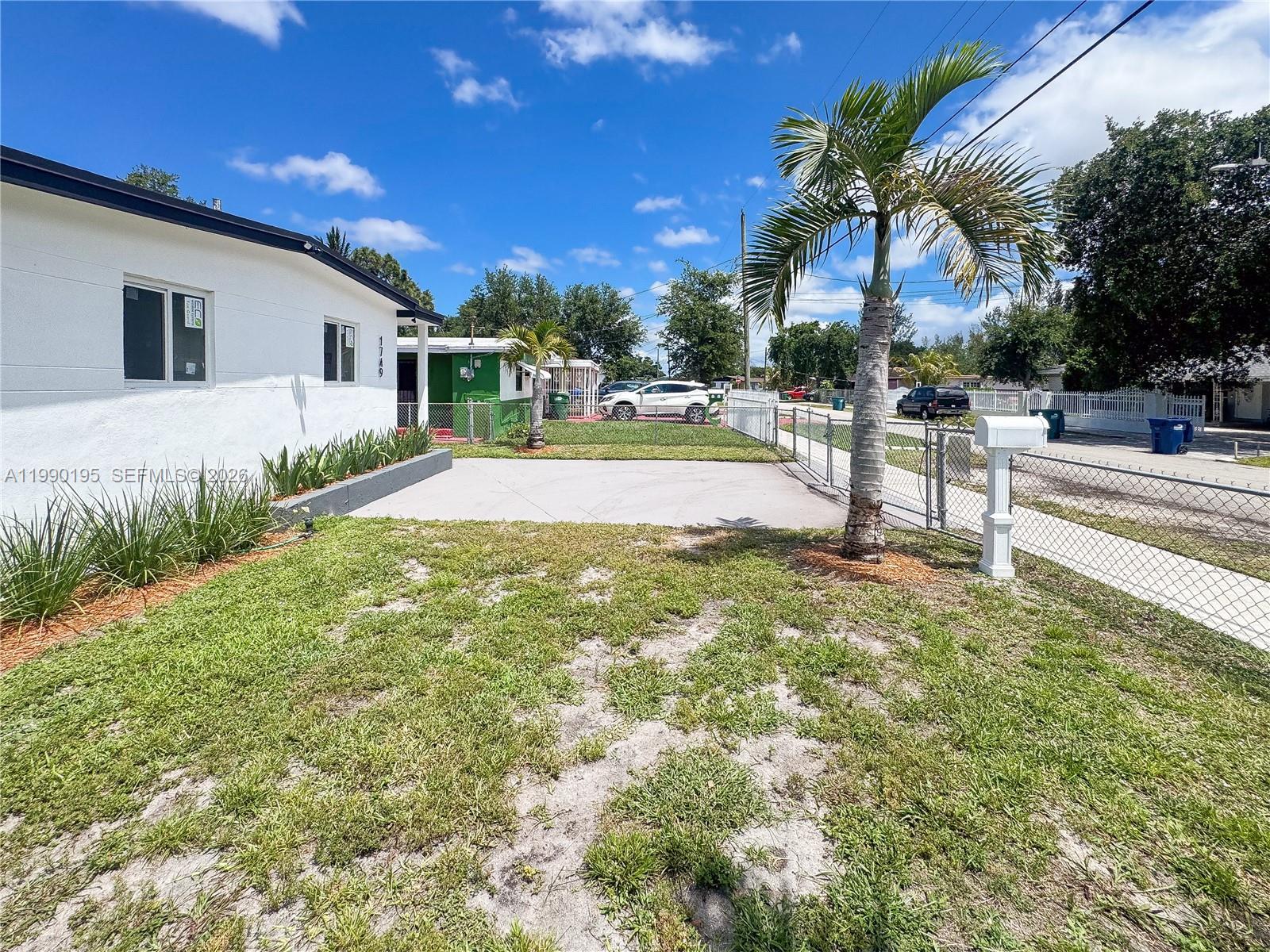 1749 NW 152nd St, Miami Gardens FL 33054 photo 5