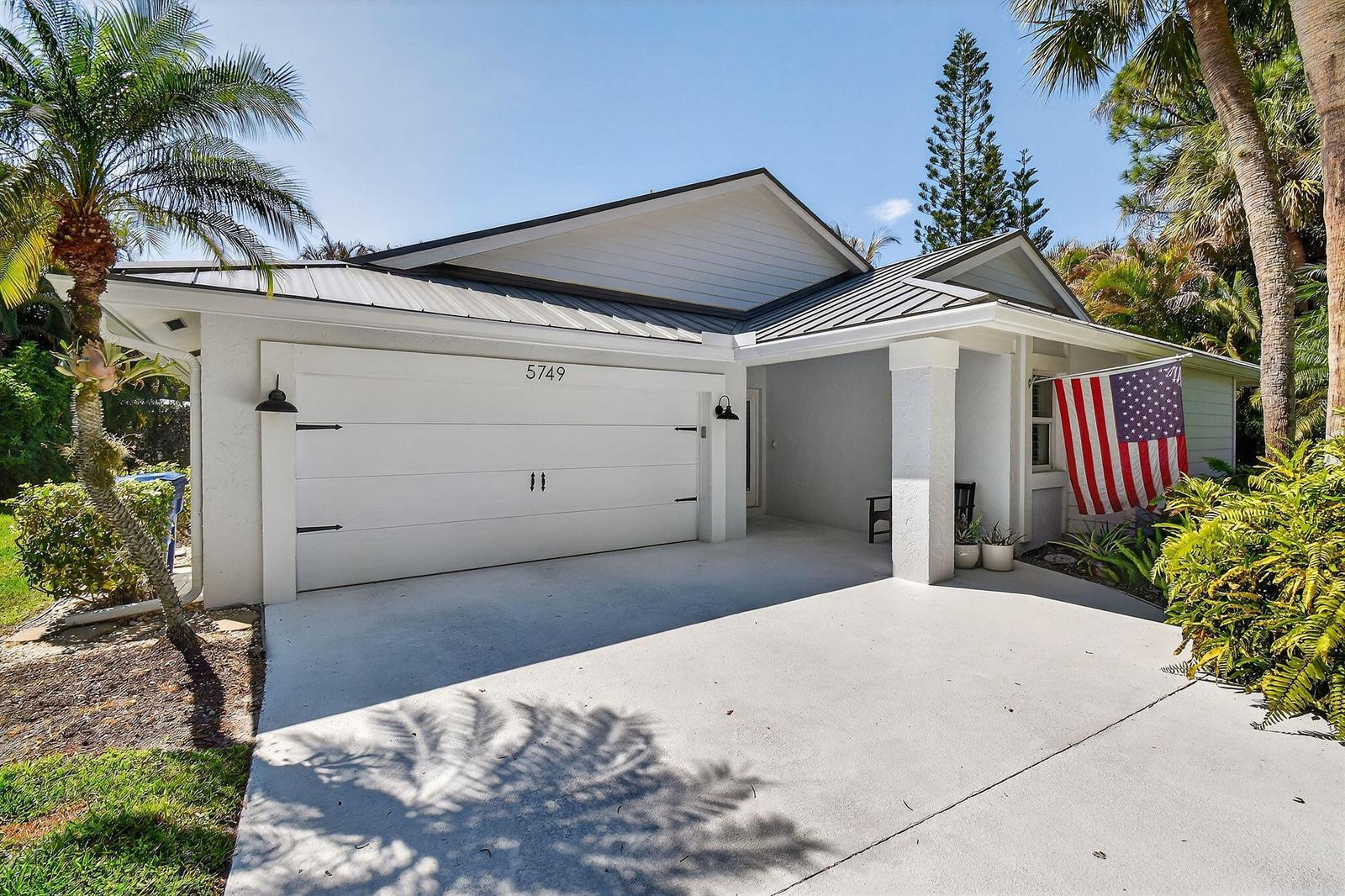 5749 Turnwood Court, Jupiter FL 33458