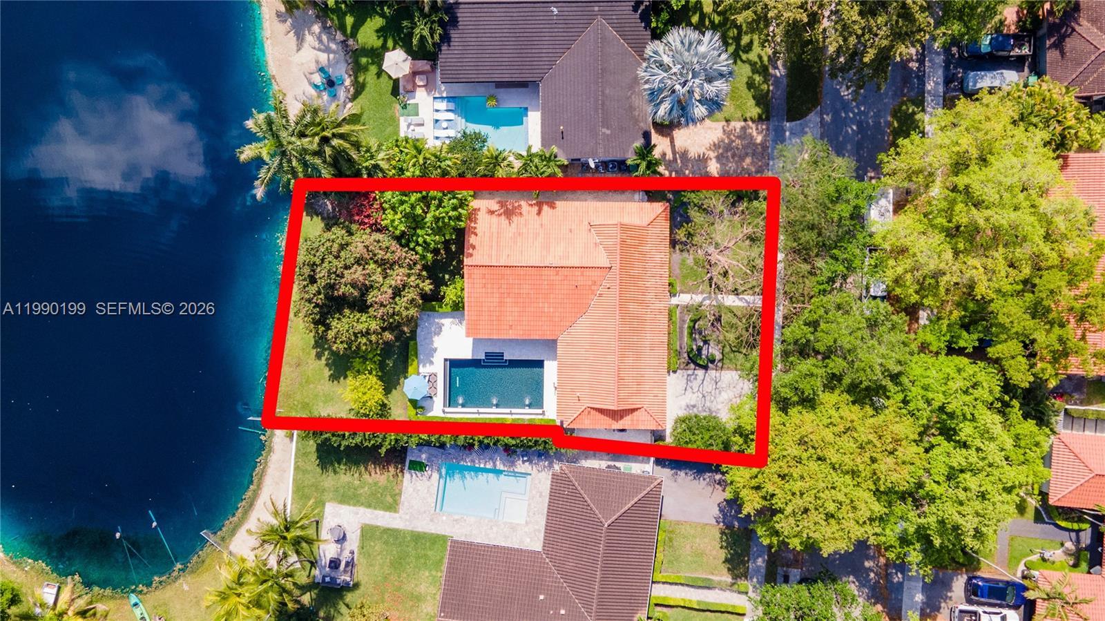 7327 Sabal Dr, Miami Lakes FL 33014 photo 3