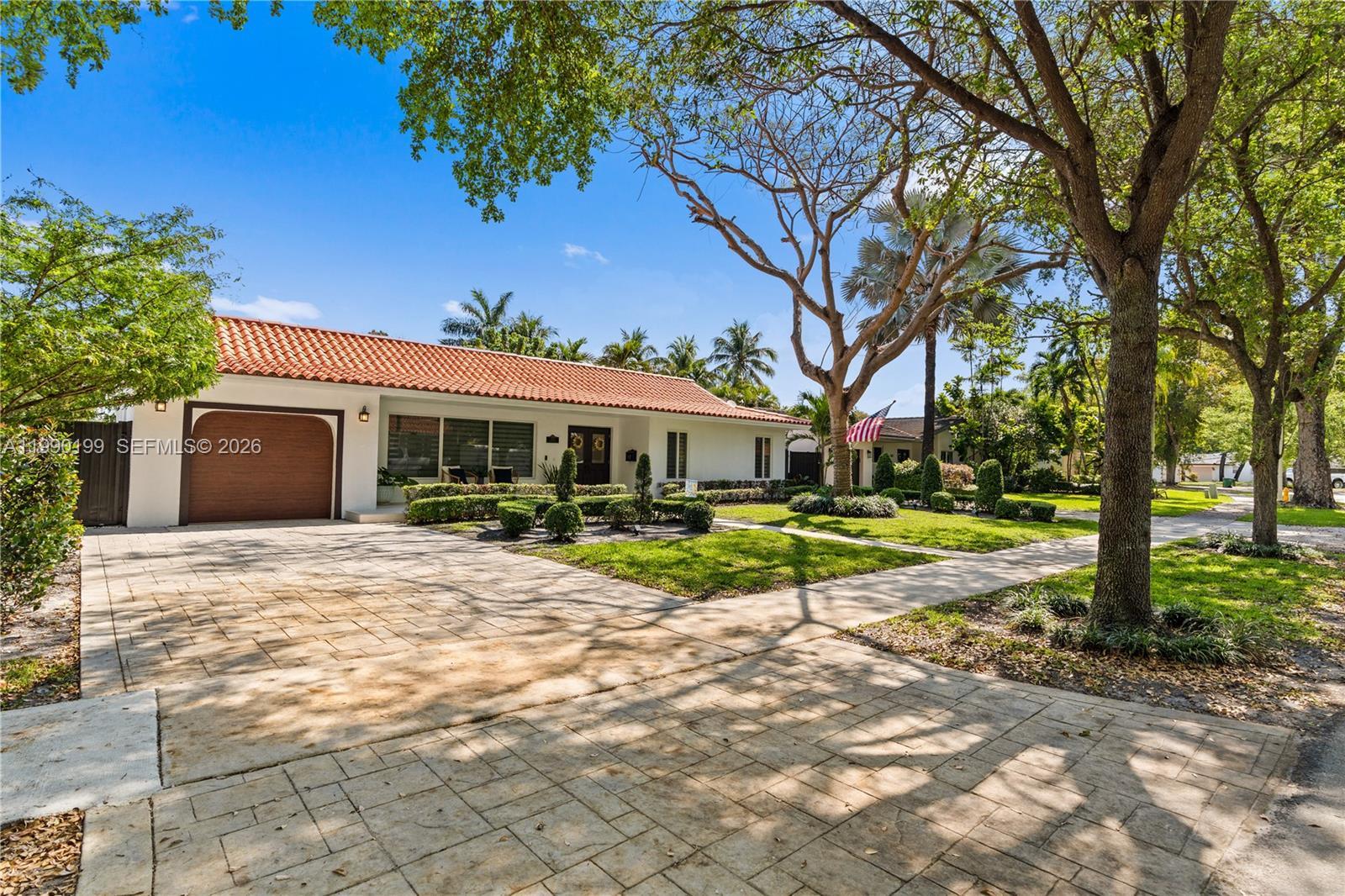 7327 Sabal Dr, Miami Lakes FL 33014 photo 5