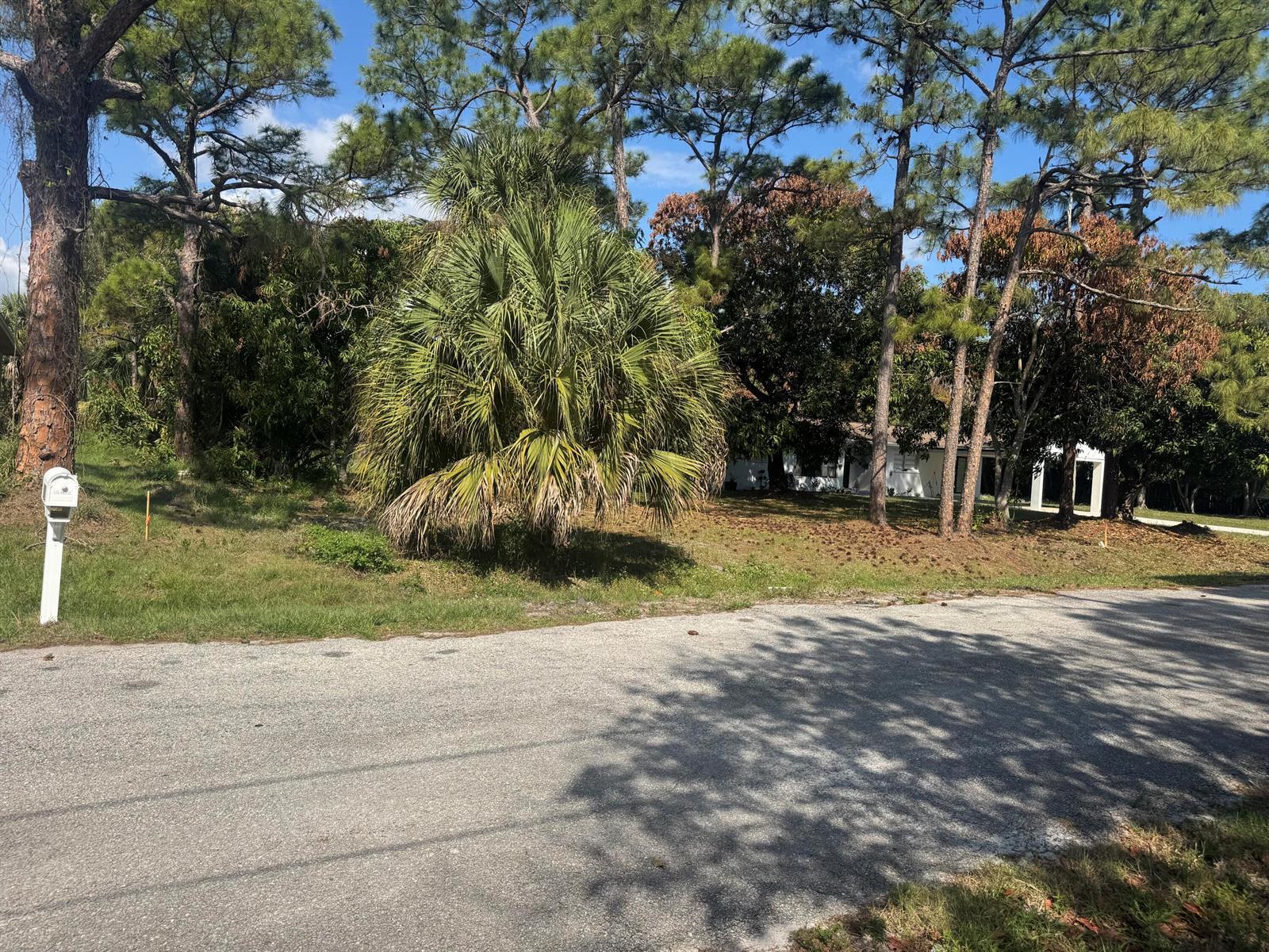 5866 SE Wesley Avenue, Stuart FL 34997 photo 3