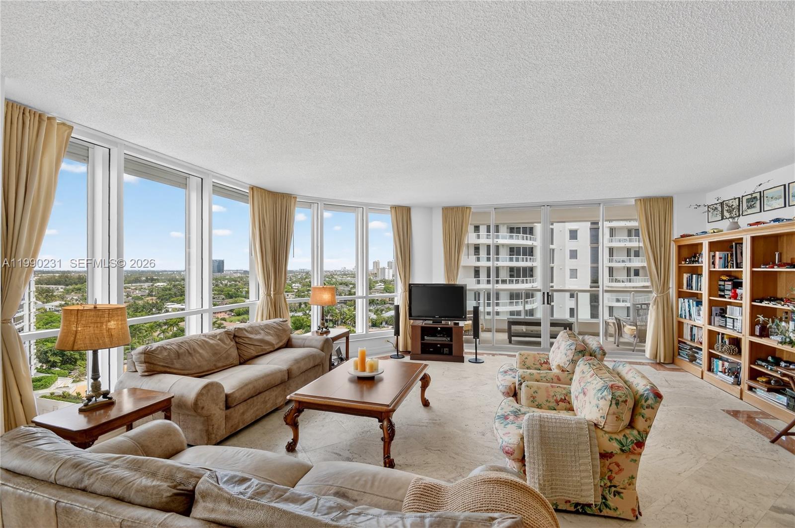 21150 Point Pl # 1505, Aventura FL 33180 photo 4