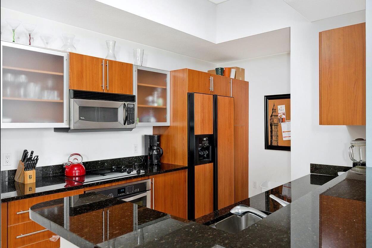 1551 N Flagler Dr Drive # 2, West Palm Beach FL 33401 photo 2