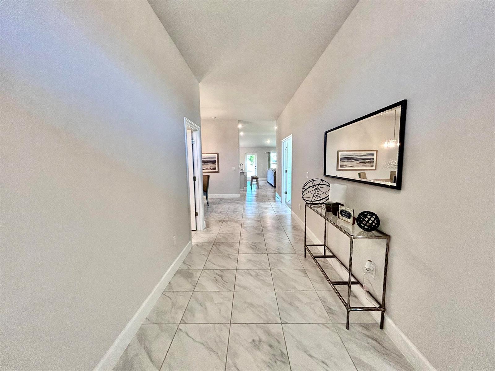 8826 Waterstone Boulevard, Fort Pierce FL 34951 photo 2
