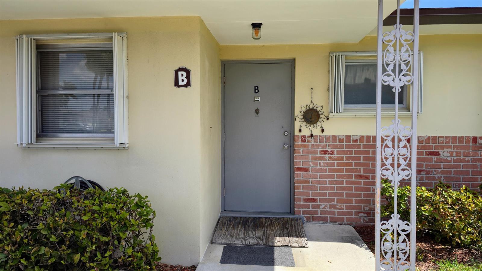 2800 Ashley Drive E # B, West Palm Beach FL 33415 photo 3