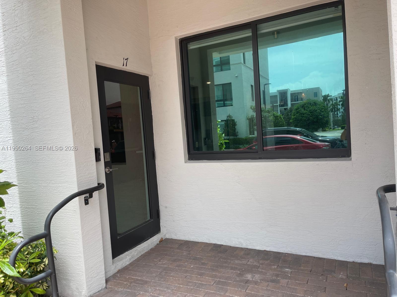 4700 NW 84th Ave # 17, Doral FL 33166 photo 2