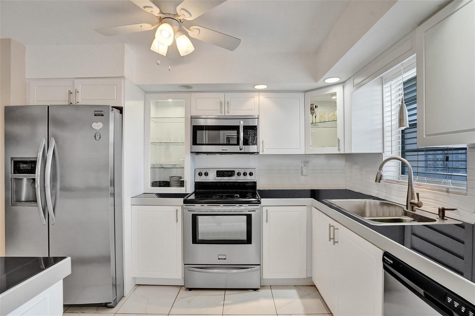 5860 NW 44th Street # 603, Lauderhill FL 33319 photo 3