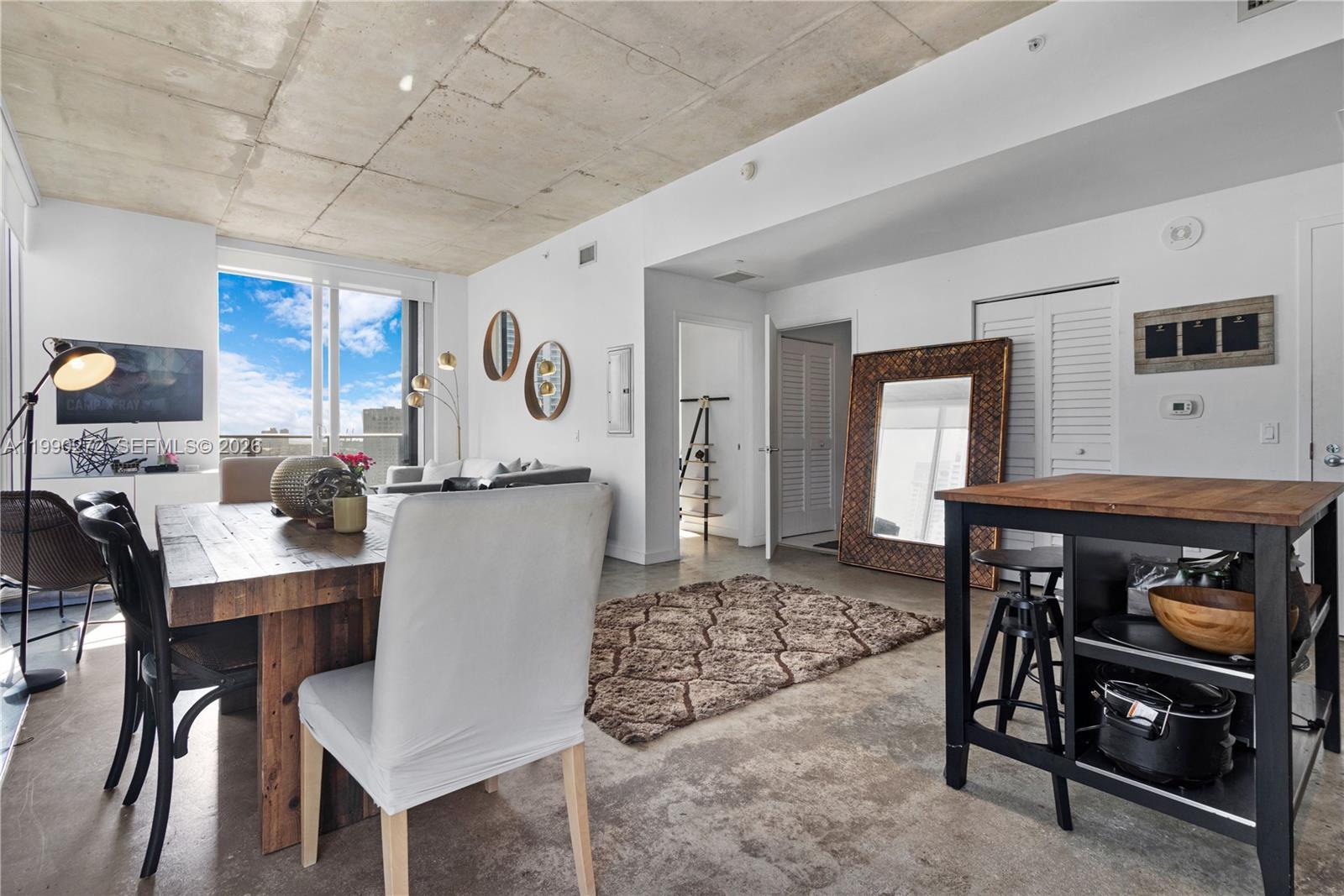 151 SE 1st St # 2802, Miami FL 33131 photo 5