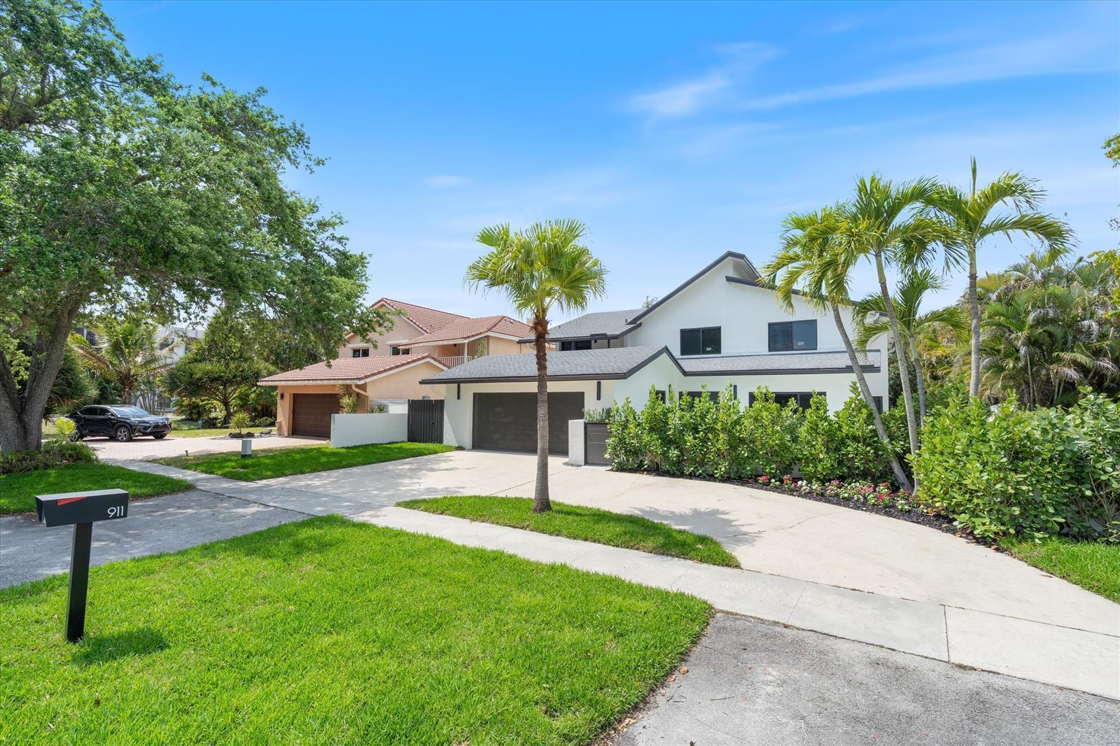 911 Mockingbird Lane, Plantation FL 33324 photo 4