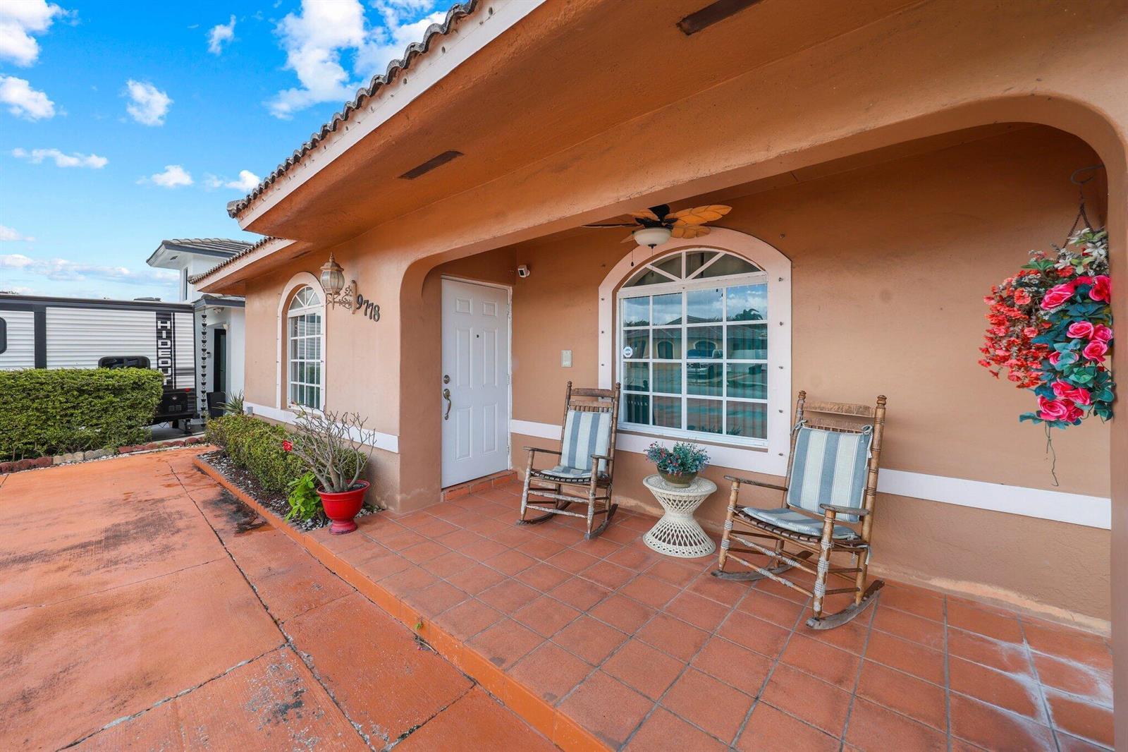 9778 NW 128th Lane, Hialeah Gardens FL 33018 photo 4