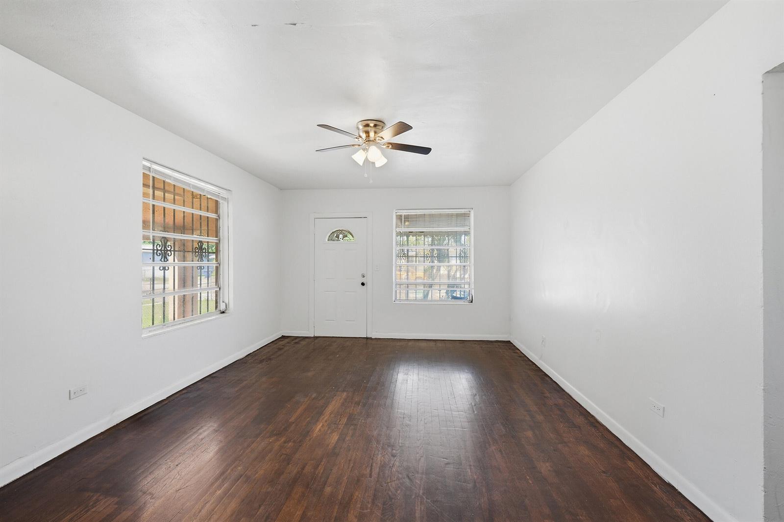 874 NW 74th Street, Miami FL 33150 photo 3