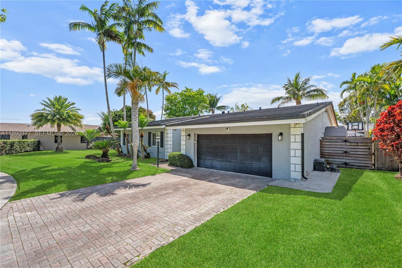 10310 SW 128th Ave, Miami FL 33186 photo 2