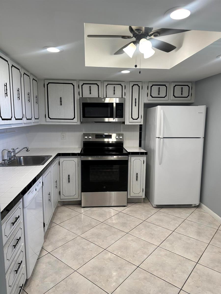 2600 NE 1st Lane # 418, Boynton Beach FL 33435 photo 2