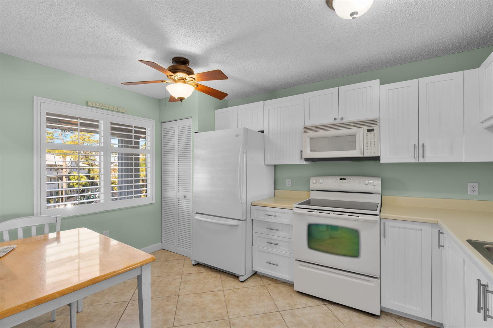 3071 Sandpiper Bay Circle # L304, Naples FL 34112 photo 3