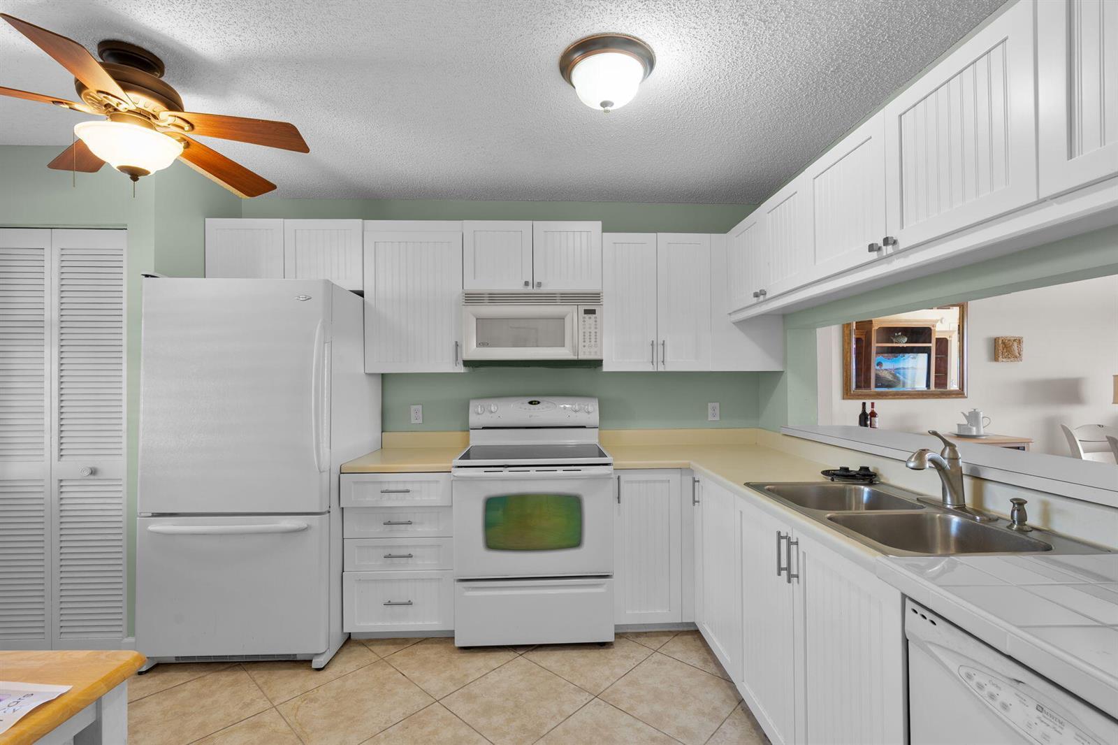 3071 Sandpiper Bay Circle # L304, Naples FL 34112 photo 4