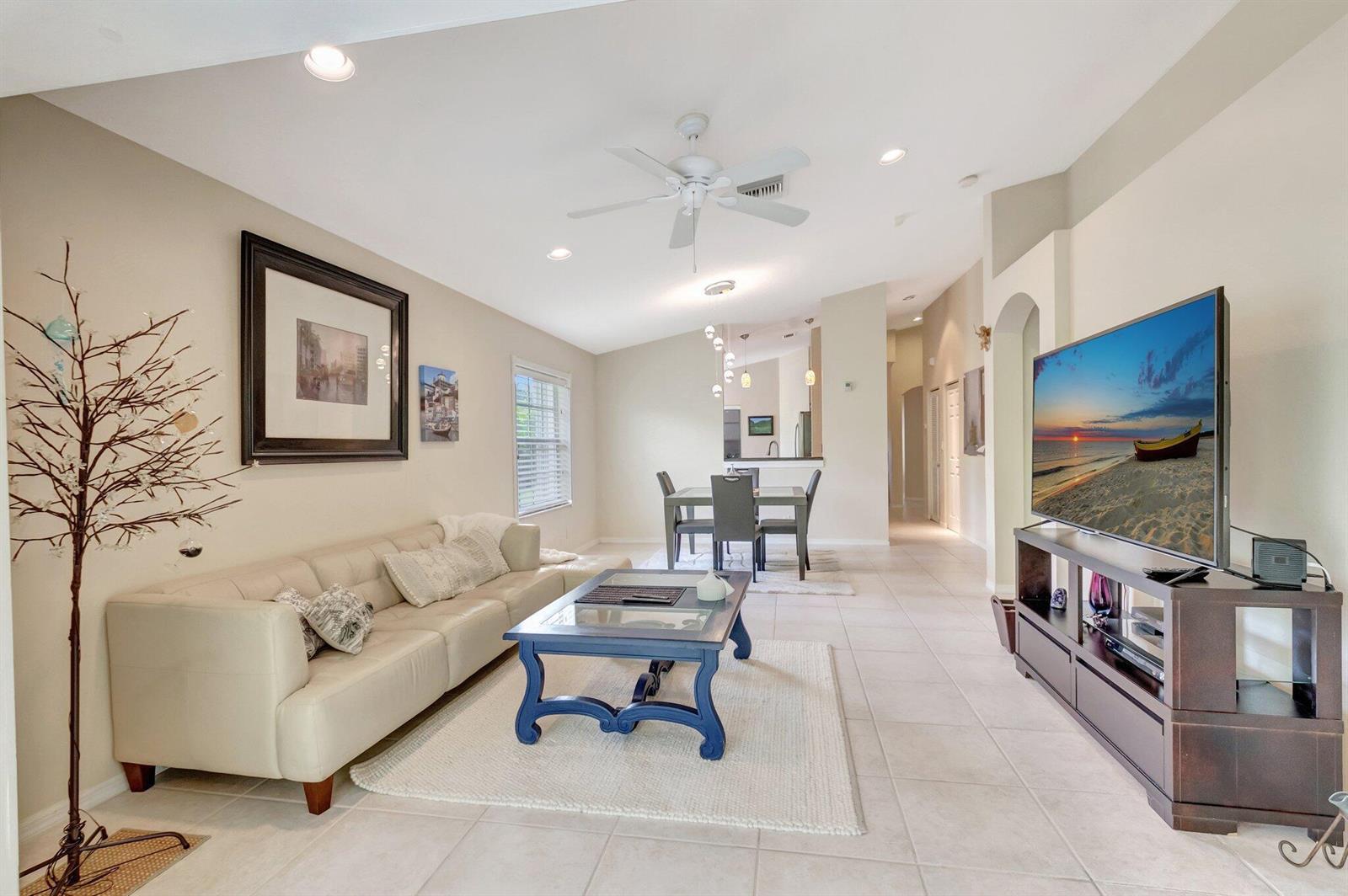 14211 W La Sedona Circle, Delray Beach FL 33484