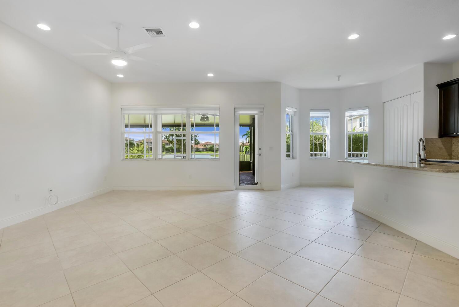9761 S Miralago Way, Parkland FL 33076 photo 5
